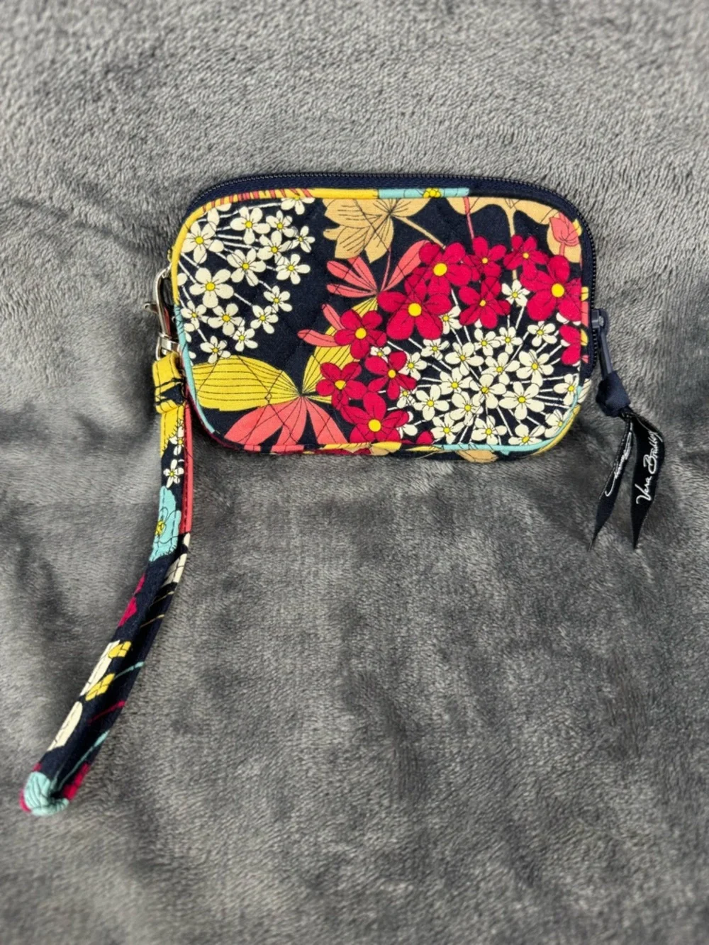 Vera Bradley Happy Snails All Around Wristlet Zip Strap Navy Yellow Pink Blue